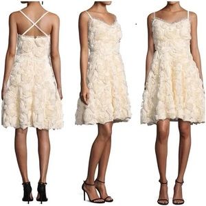 3D Cream Rose Marshmallow Dress/Laundry by Shelli Segal/size 8
